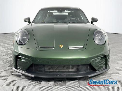 Oak Green Metallic 2025 Porsche 911 GT3