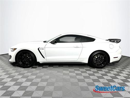 2020 Ford Shelby GT350 Base