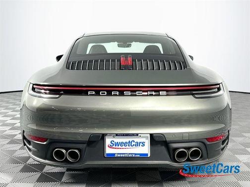 2020 Porsche 911 Carrera 4S