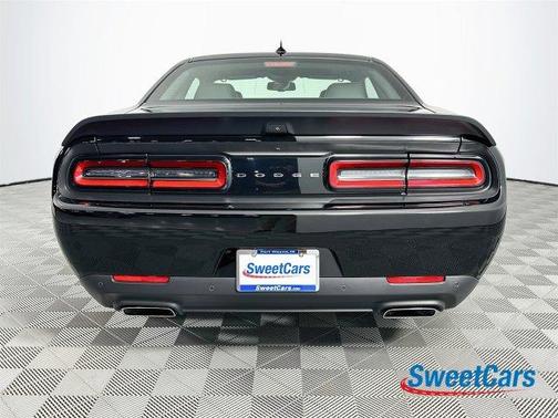 Pitch Black Clearcoat 2022 Dodge Challenger R/T Scat Pack