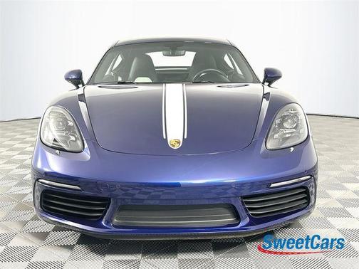 2024 Porsche 718 Cayman Style Edition