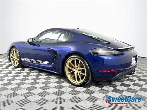 2024 Porsche 718 Cayman Style Edition
