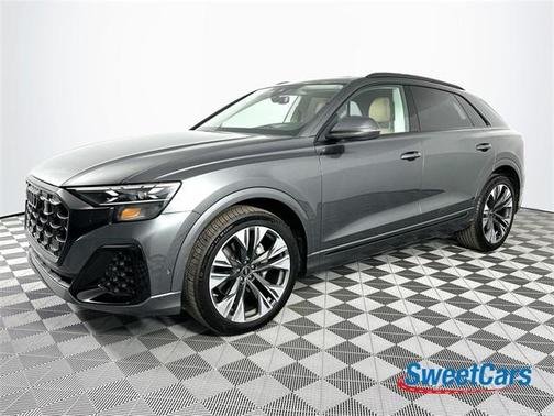 2025 Audi Q8 55 Premium