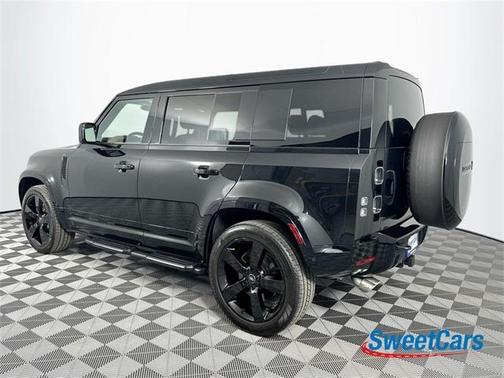 2025 Land Rover Defender P525 V8