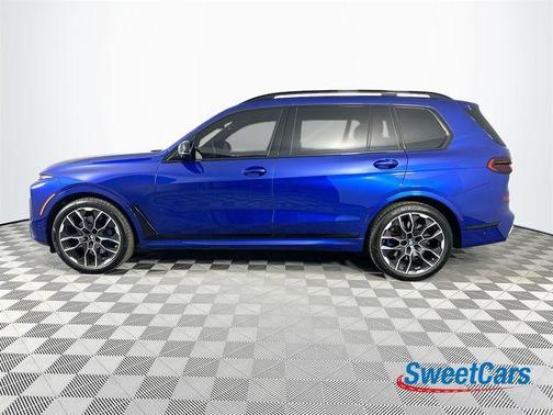 2025 BMW X7 M60i
