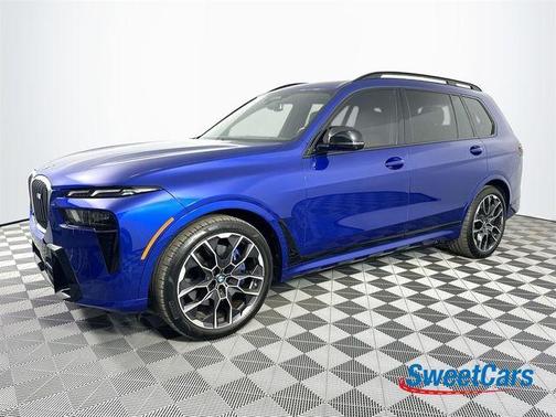 2025 BMW X7 M60i