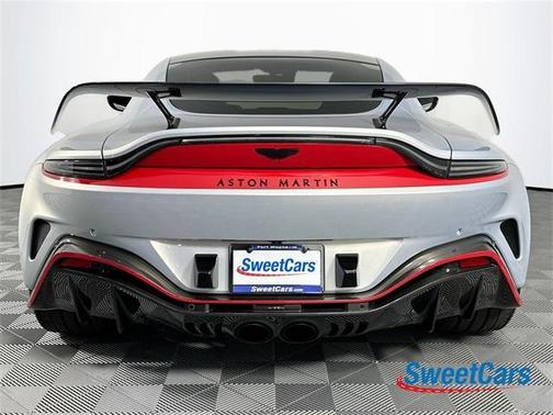 2023 Aston Martin Vantage Base