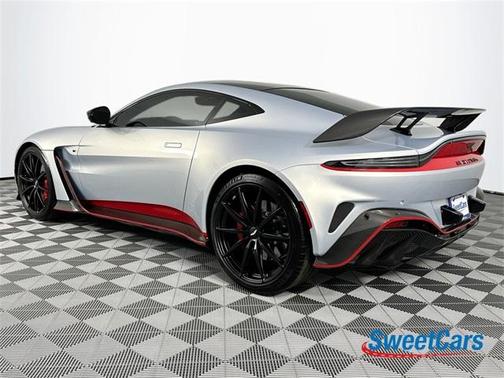 2023 Aston Martin Vantage Base