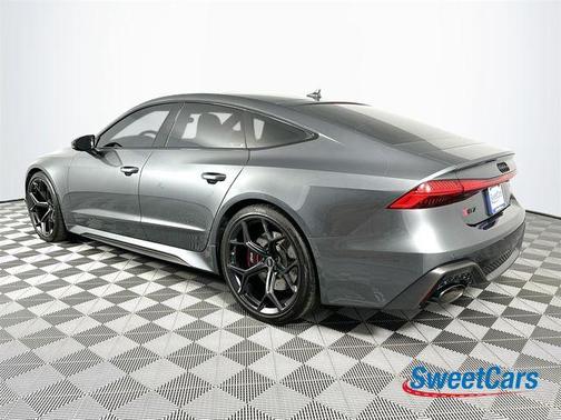 Daytona Gray Pearl Effect 2026 Audi RS 7 4.0T quattro performance