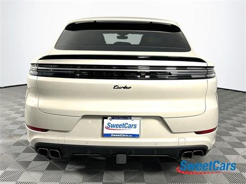 2025 Porsche Cayenne Turbo