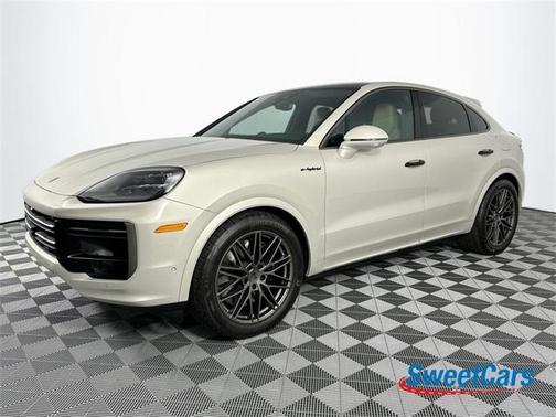 2025 Porsche Cayenne Turbo