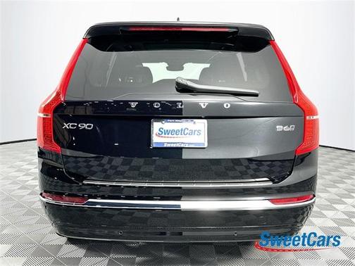 2025 Volvo XC90 B6 Ultra