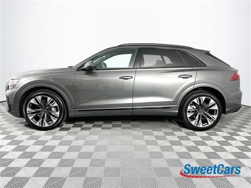 2025 Audi Q8 55 Premium