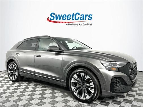 2025 Audi Q8 55 Premium