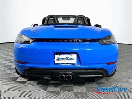 2024 Porsche 718 Boxster S