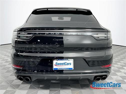 2022 Porsche Cayenne Turbo Coupe AWD