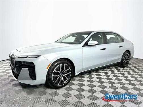 2025 BMW 740 i xDrive