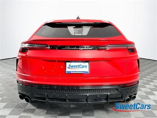 2020 Lamborghini Urus Base