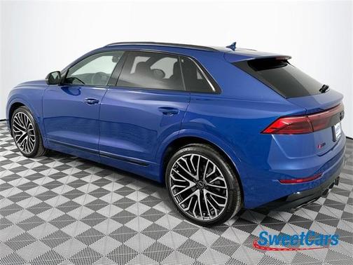 2024 Audi SQ8 4.0T Premium Plus