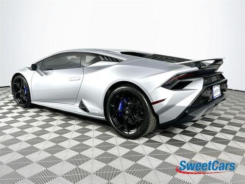 Grigio Nimbus Metallic 2023 Lamborghini Huracan Tecnica Base