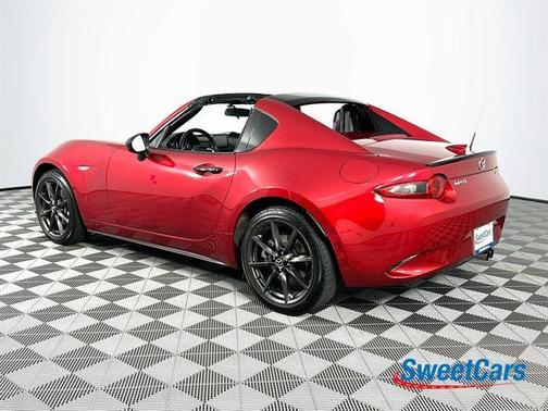 Soul Red Metallic 2017 Mazda MX-5 Miata Club