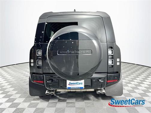 2025 Land Rover Defender P525 V8