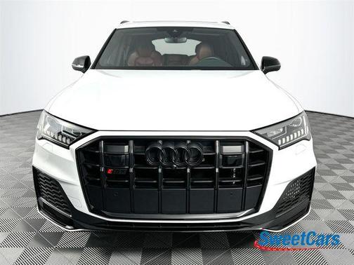 2024 Audi SQ7 4.0T Premium Plus