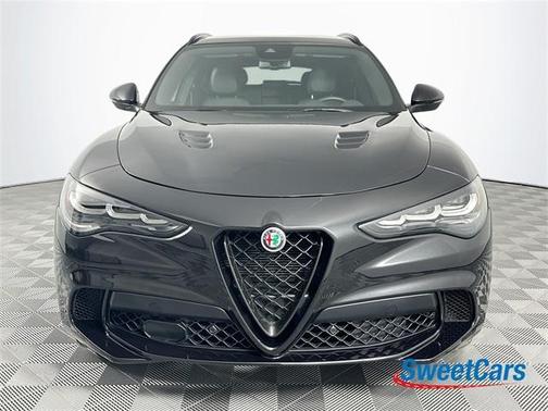 2024 Alfa Romeo Stelvio Quadrifoglio