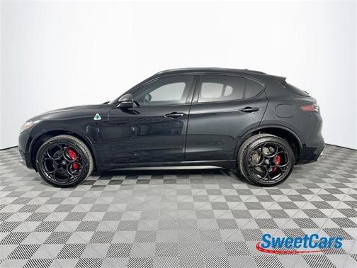 2024 Alfa Romeo Stelvio Quadrifoglio