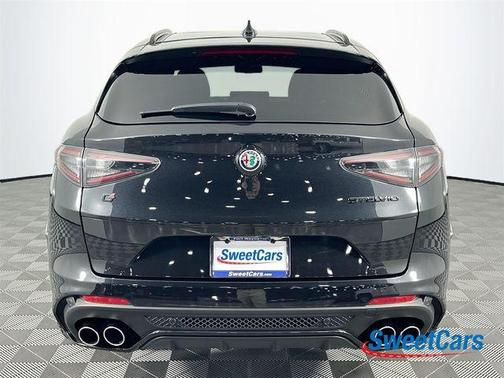 2024 Alfa Romeo Stelvio Quadrifoglio
