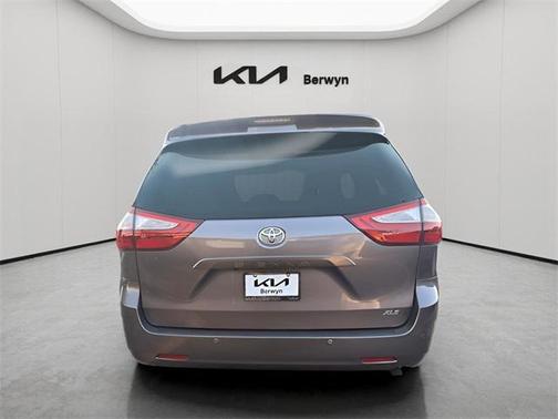 2016 Toyota Sienna XLE Premium