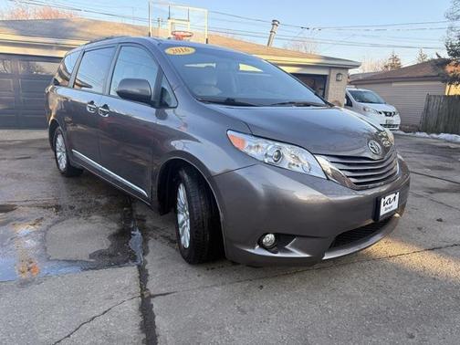 2016 Toyota Sienna XLE Premium