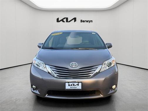2016 Toyota Sienna XLE Premium