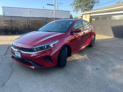 Currant Red 2023 Kia Forte LXS