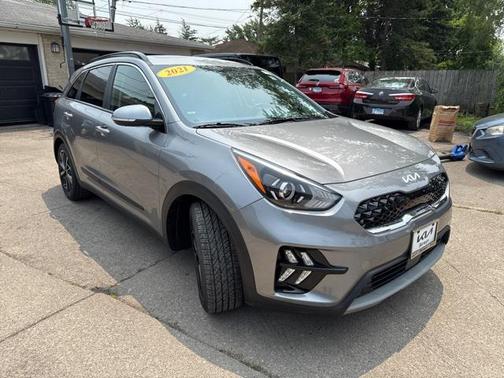 2022 Kia Niro Touring SE