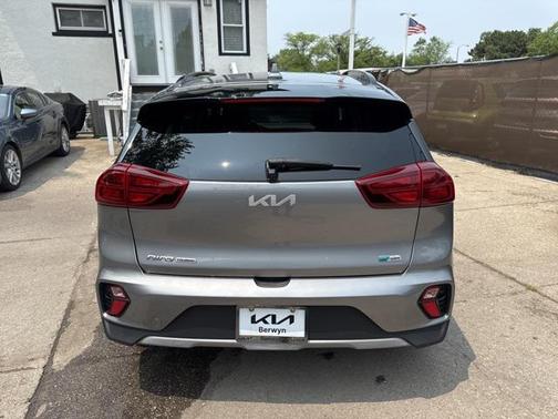 2022 Kia Niro Touring SE