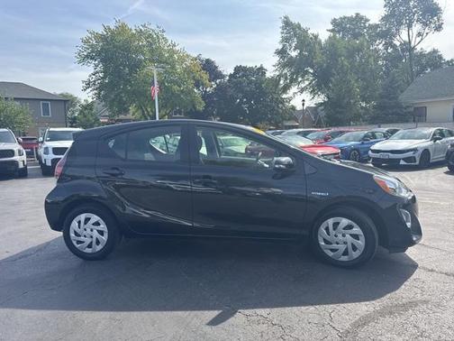 2016 Toyota Prius c Two