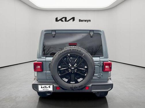 Anvil Clearcoat 2025 Jeep Wrangler 4xe Sahara