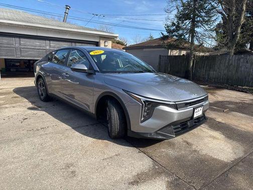 Steel Gray 2025 Kia K4 LXS