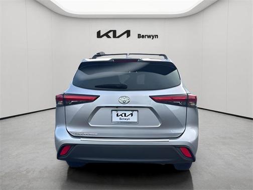 2020 Toyota Highlander L