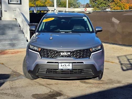2023 Kia Sorento LX