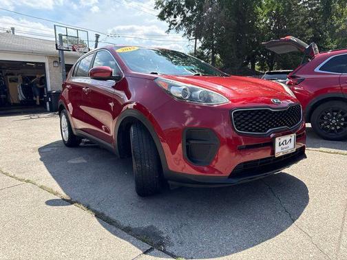 Hyper Red 2019 Kia Sportage LX