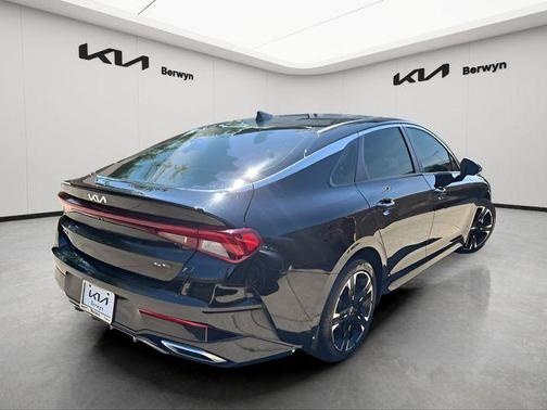 Ebony Black 2022 Kia K5 GT-Line