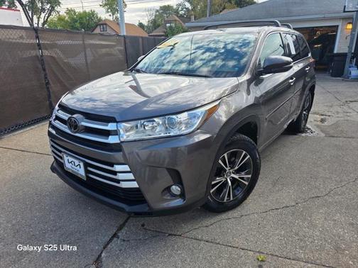 2017 Toyota Highlander LE Plus