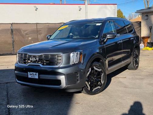 2023 Kia Telluride S