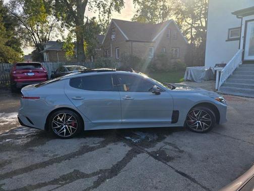 2023 Kia Stinger GT-Line