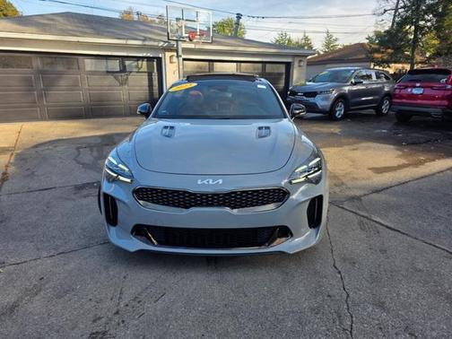 2023 Kia Stinger GT-Line