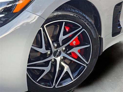 2023 Kia Stinger GT-Line