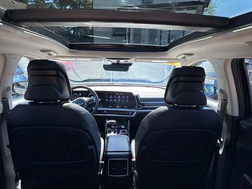 Ebony Black 2024 Kia Sportage SX-Prestige
