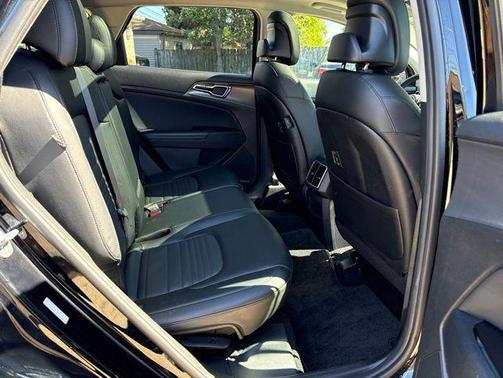 Ebony Black 2024 Kia Sportage SX-Prestige